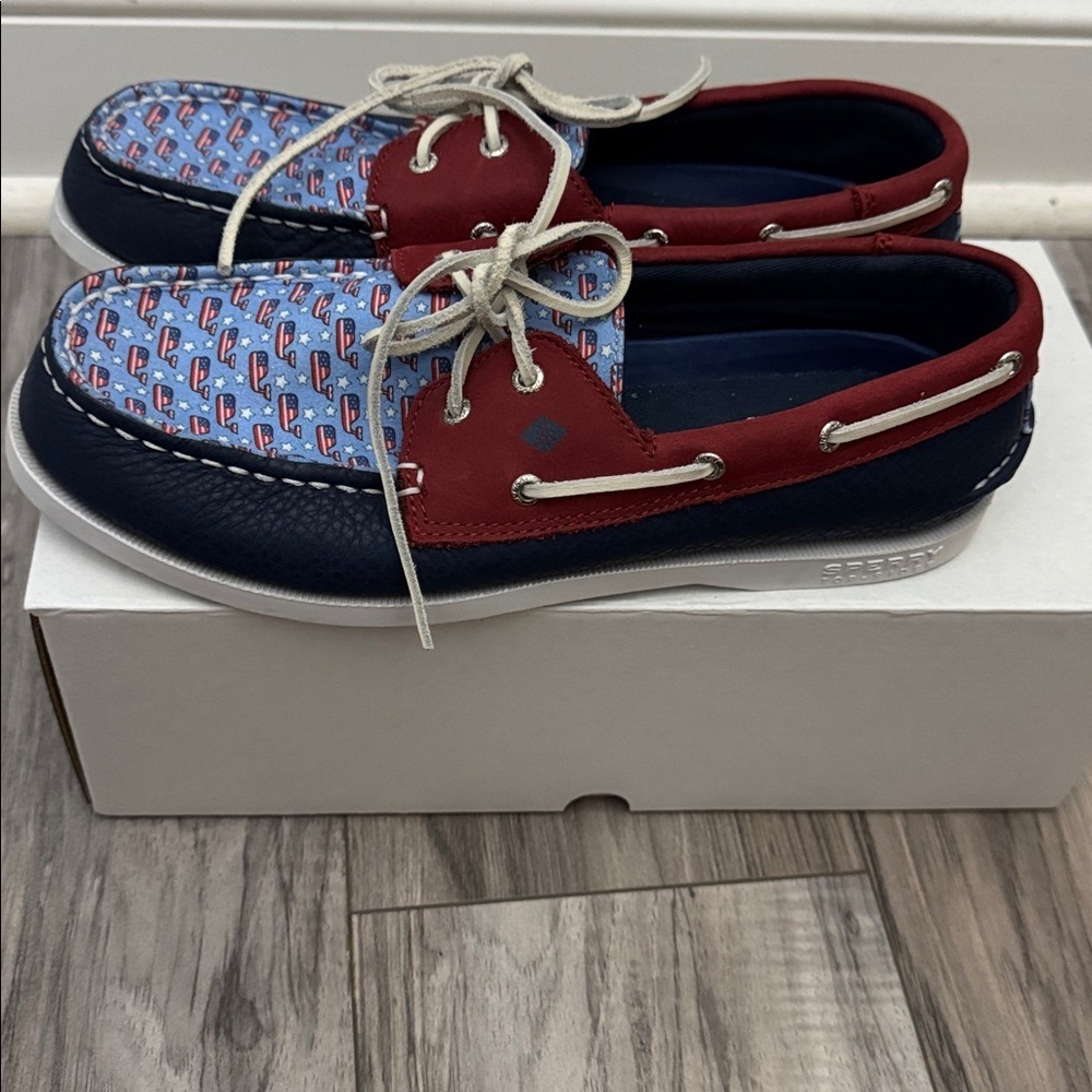 Sperry Vineyard Vines Edition - Picture 2 of 6